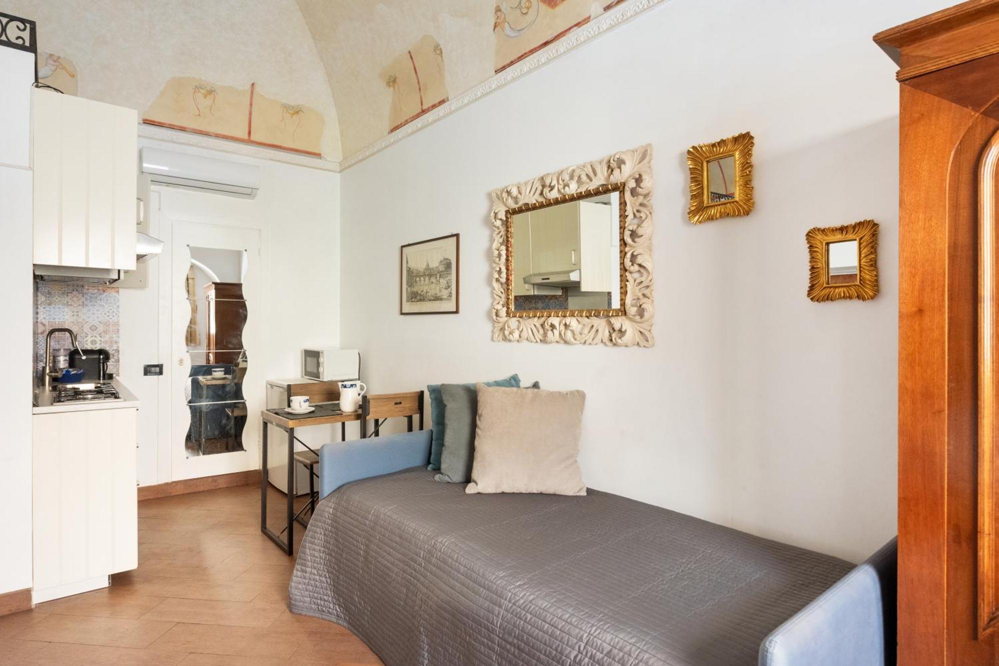 Colosseo 62 Apartment Roma Ngoại thất bức ảnh
