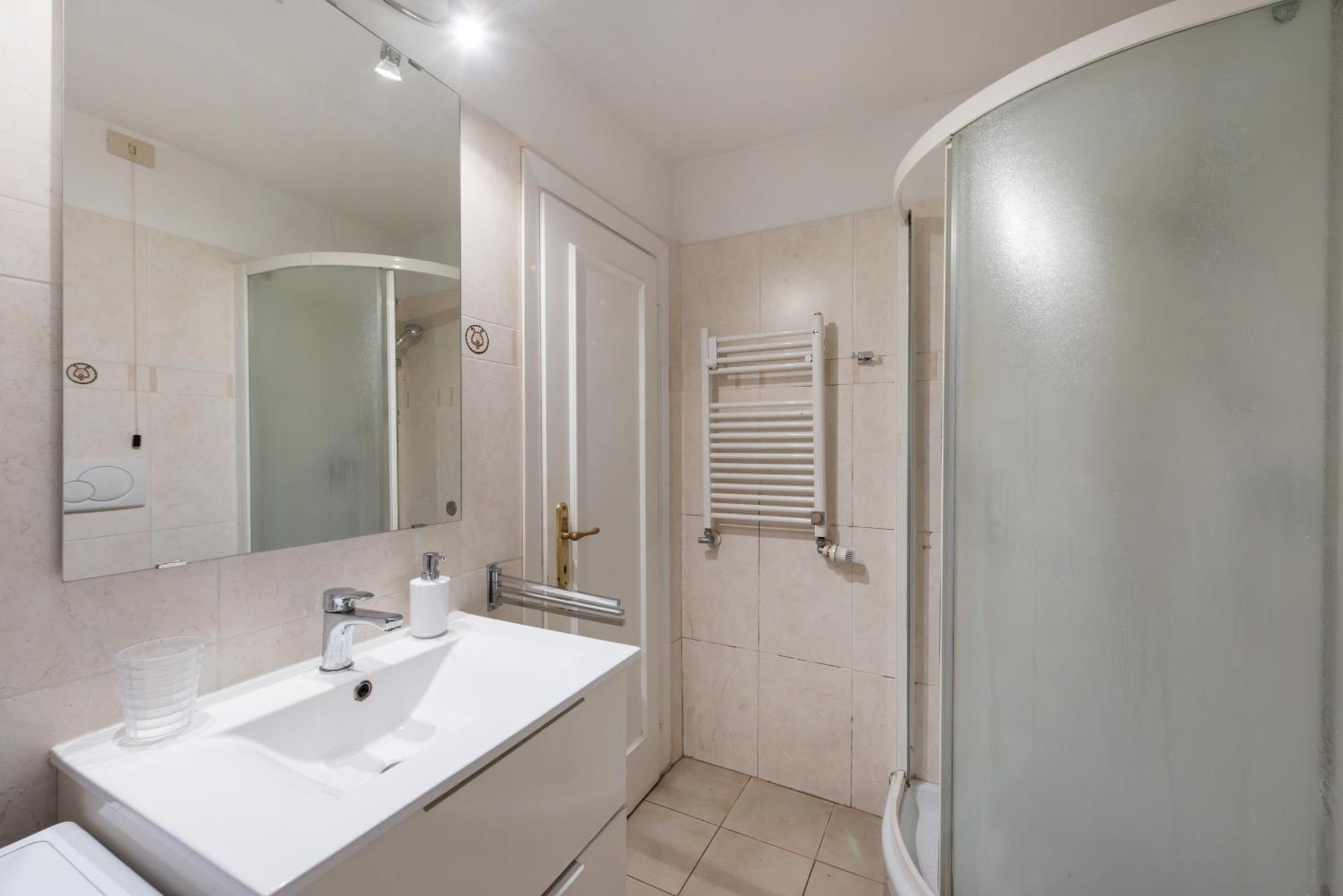 Colosseo 62 Apartment Roma Ngoại thất bức ảnh